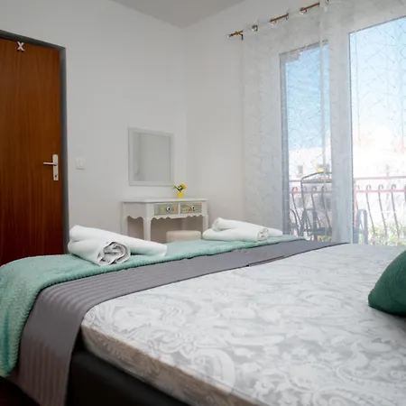 Apartment Beata Sea View Trogir