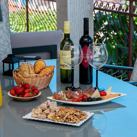 Apartment Beata Sea View Trogir