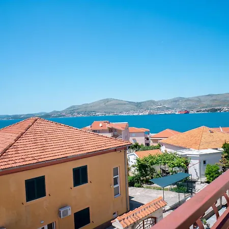 Beata Sea View Apartment Trogir